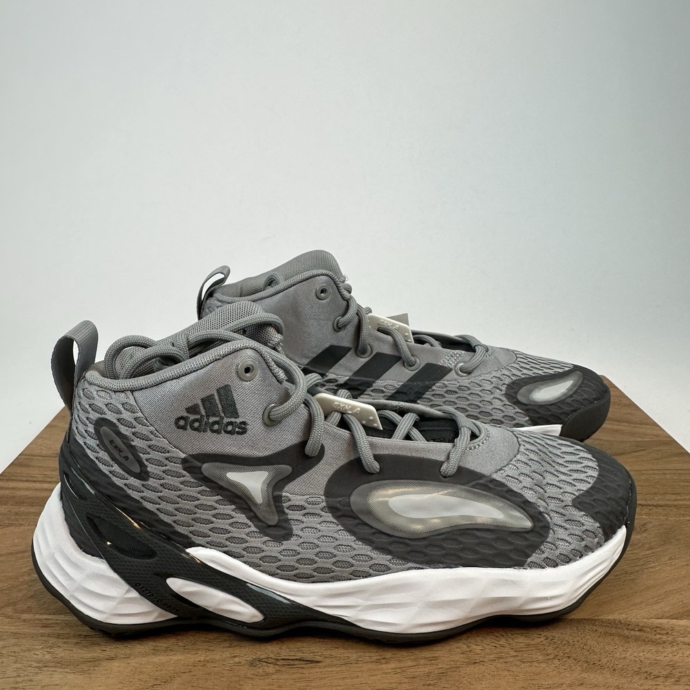 New NWB Mens Adidas Exhibit A Mid Gray Basketball Shoes Sneakers Size 7.5 M